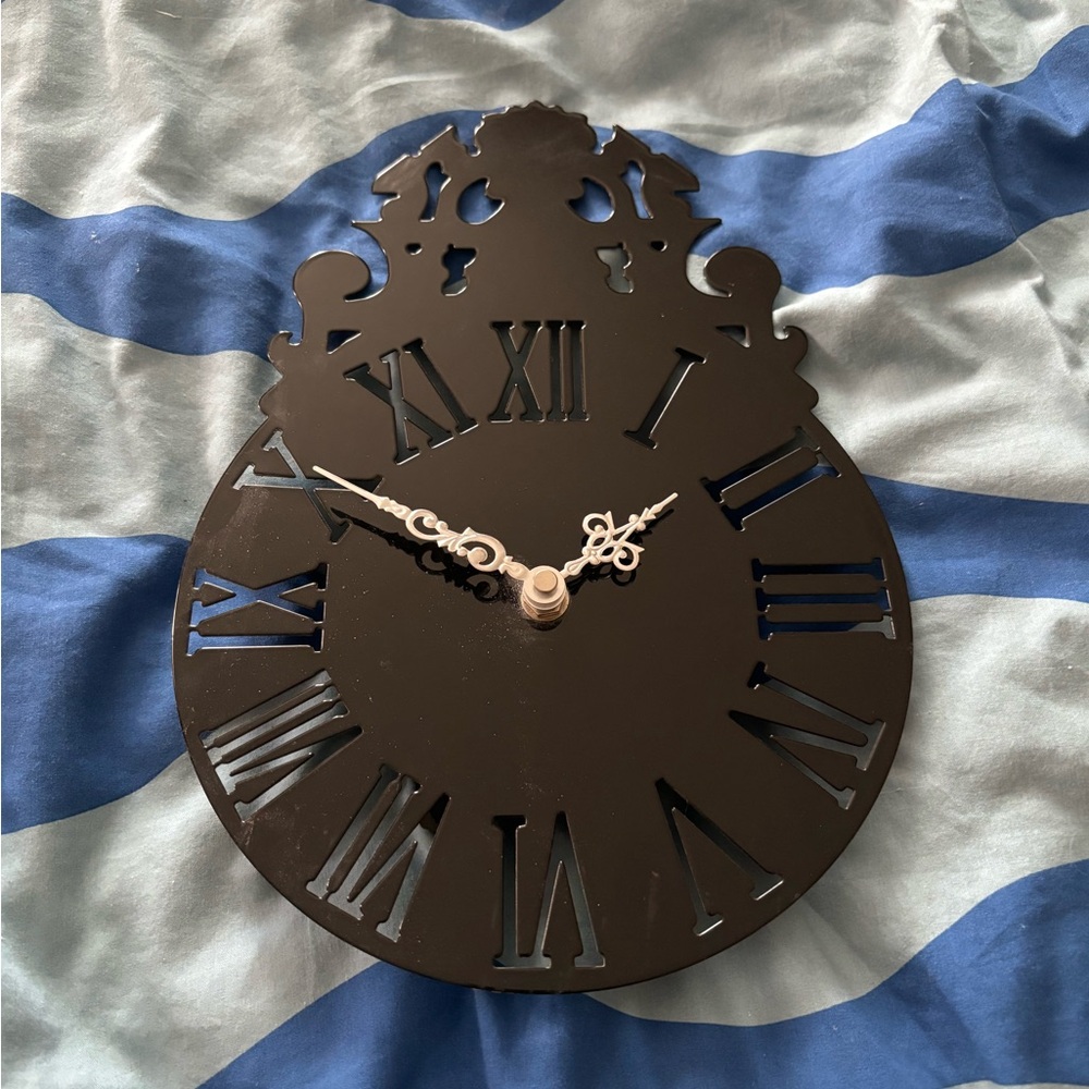 Wall clock